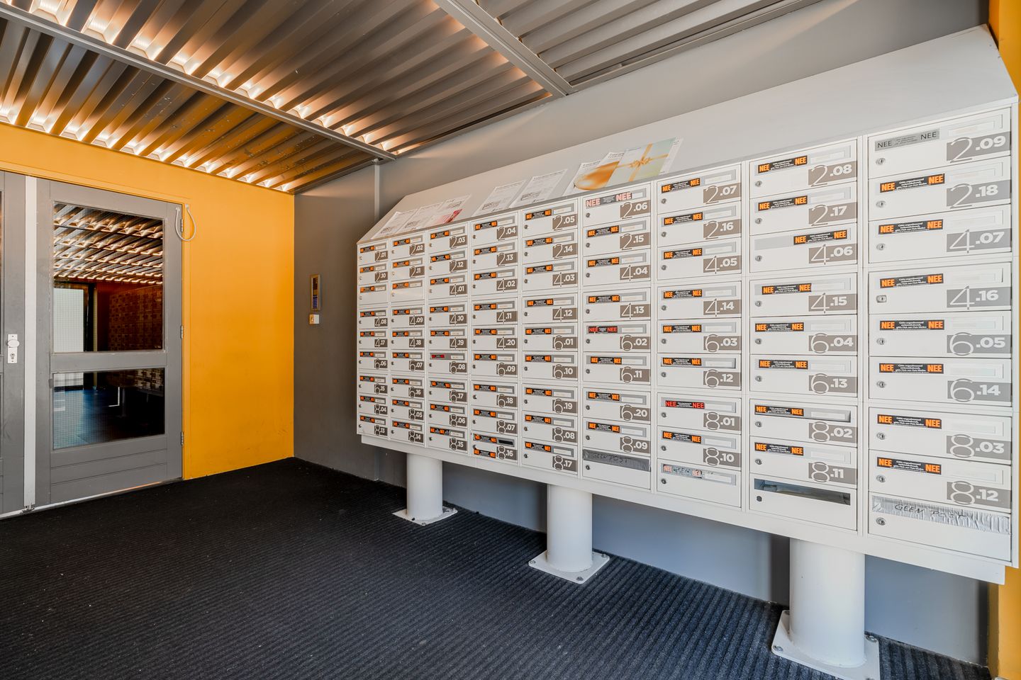 Photo 25 of Kalverstraat 8-10