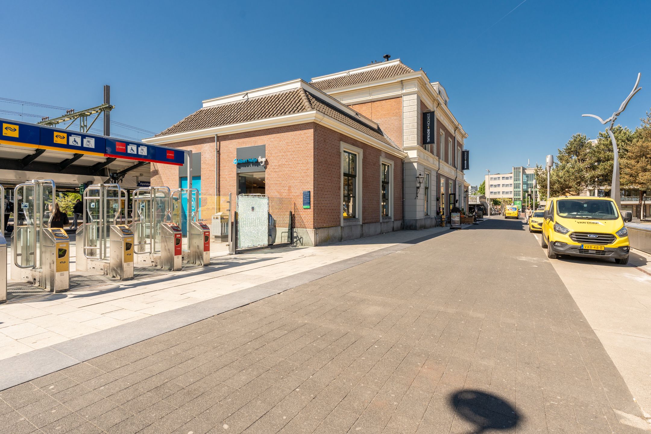 Photo 36 of Kalverstraat 8-10