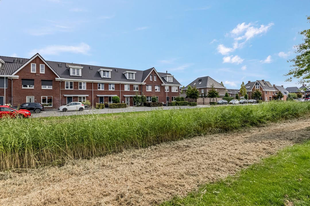 Foto 11 van Burgemeester R Tjalmastraat 1