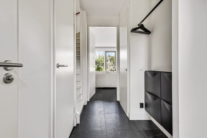 Foto 15 van Burgemeester R Tjalmastraat 1