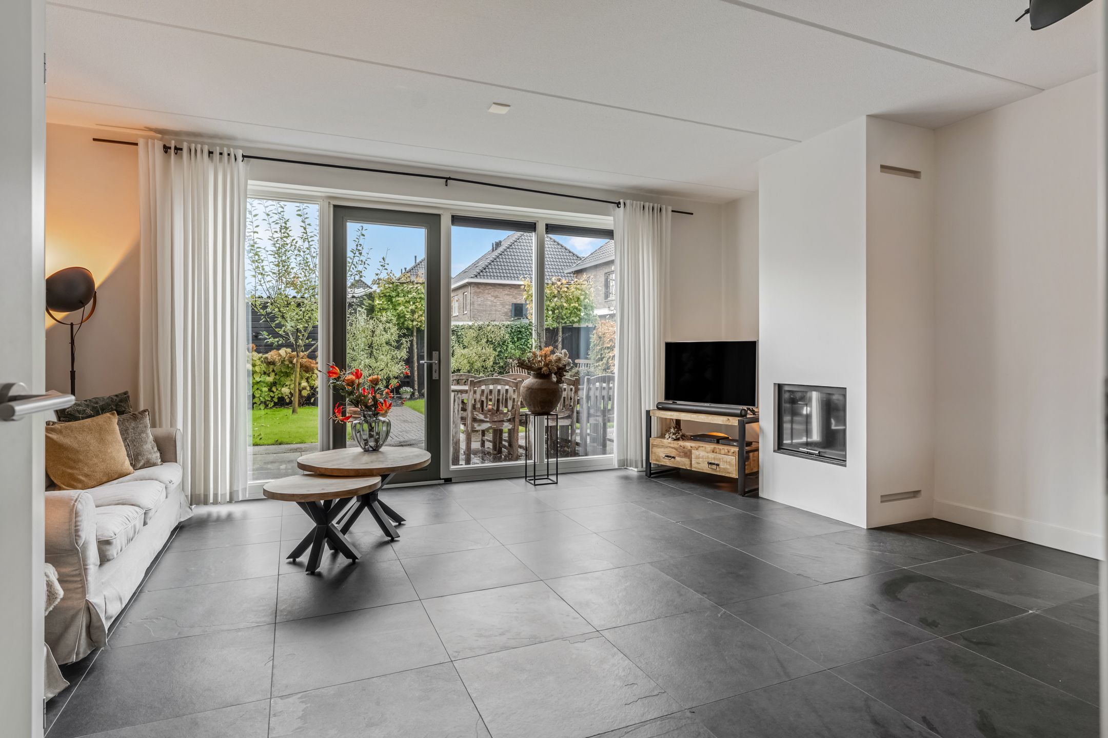 Foto 18 van Burgemeester R Tjalmastraat 1