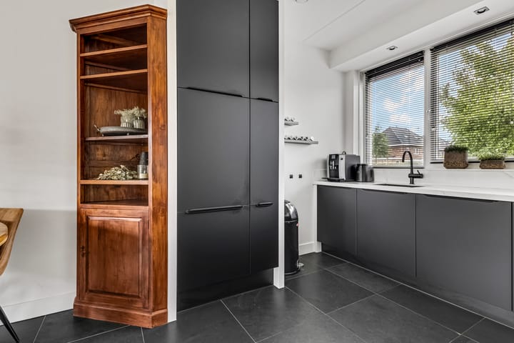 Foto 29 van Burgemeester R Tjalmastraat 1