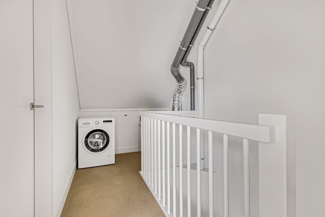 Foto 38 van Burgemeester R Tjalmastraat 1