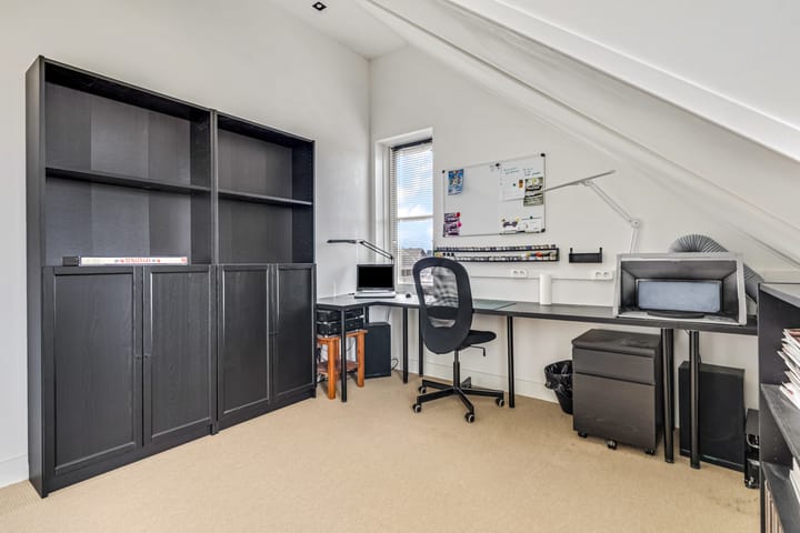 Foto 42 van Burgemeester R Tjalmastraat 1