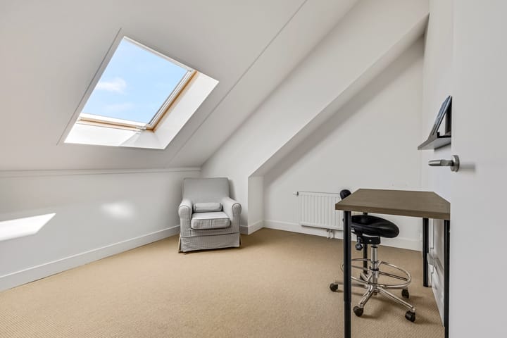 Foto 43 van Burgemeester R Tjalmastraat 1