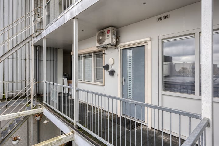 Foto 10 van Hooghuisstraat 9-E