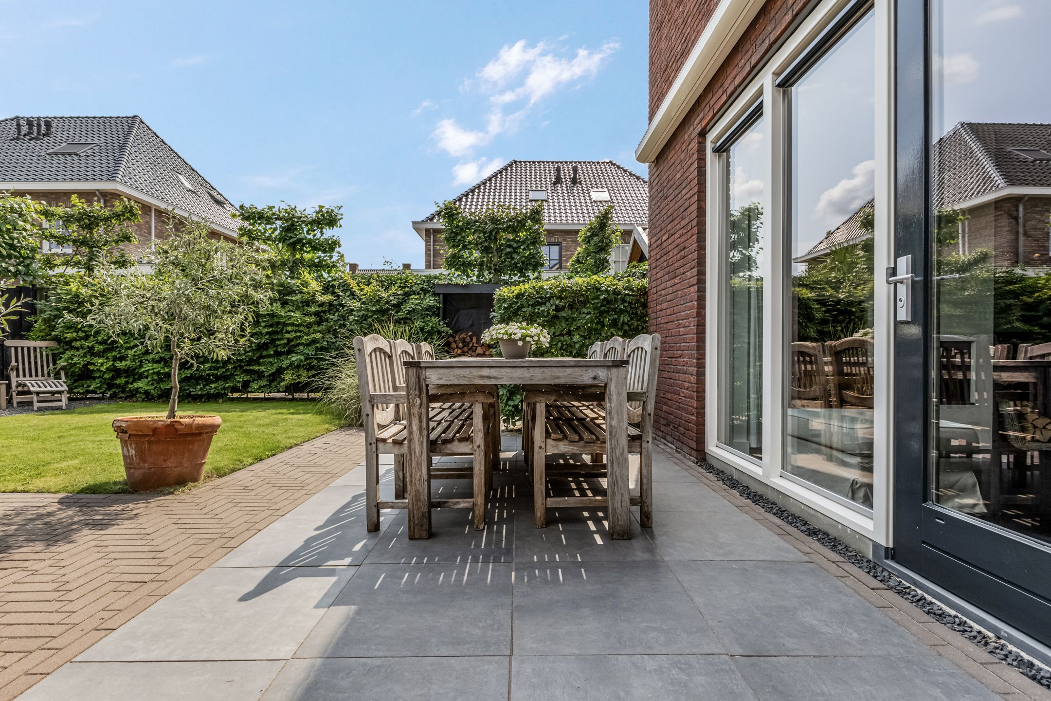 Foto 54 van Burgemeester R Tjalmastraat 1