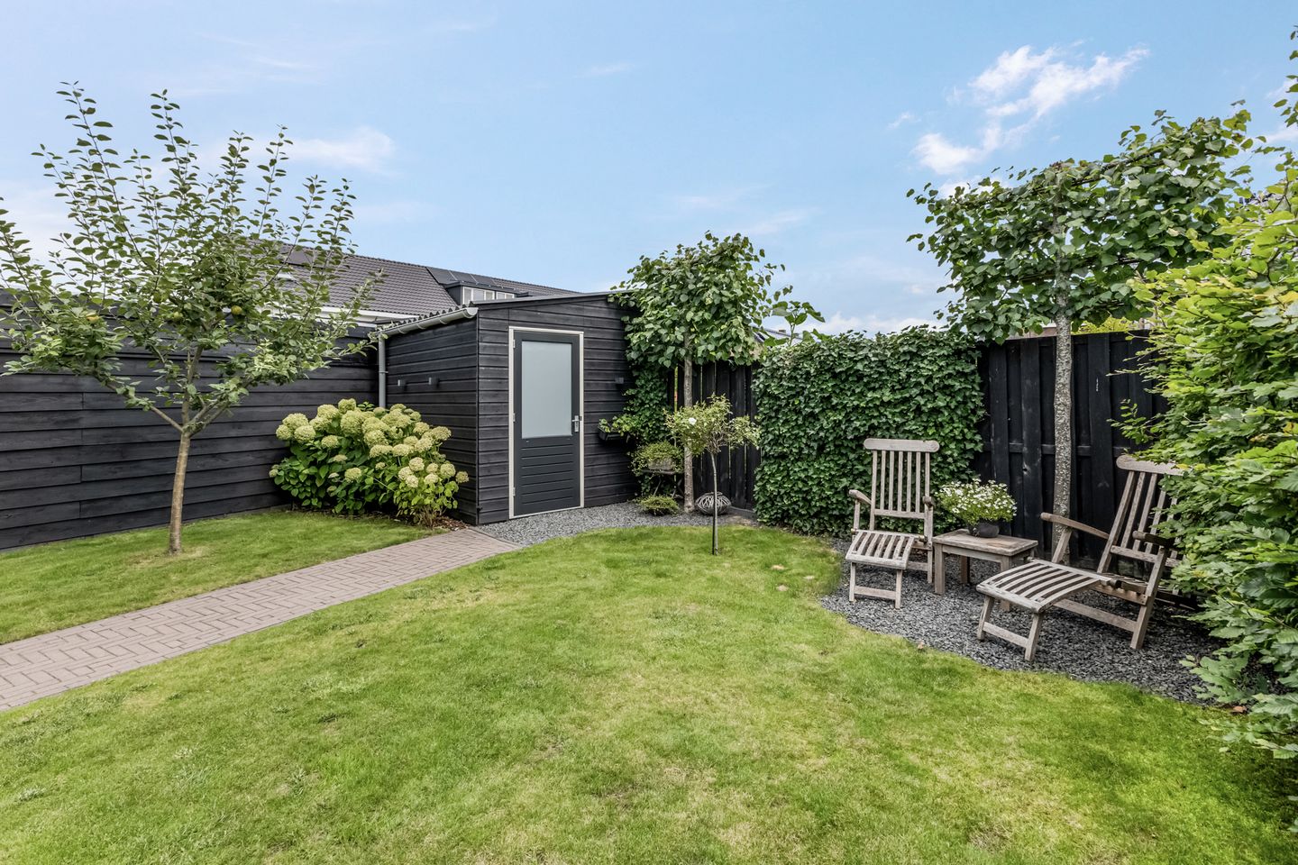 Foto 59 van Burgemeester R Tjalmastraat 1