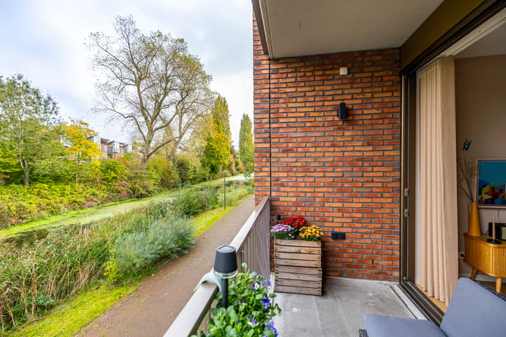 Foto 16 van Helper Westsingel 49-8