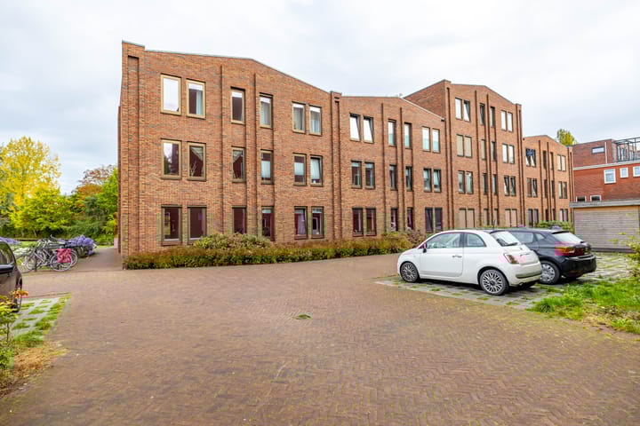 Foto 30 van Helper Westsingel 49-8