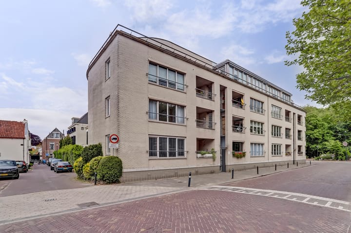 Raadhuisstraat 45
