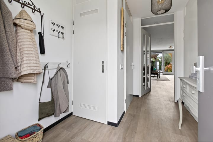 Foto 5 van Vuurvlinder 146