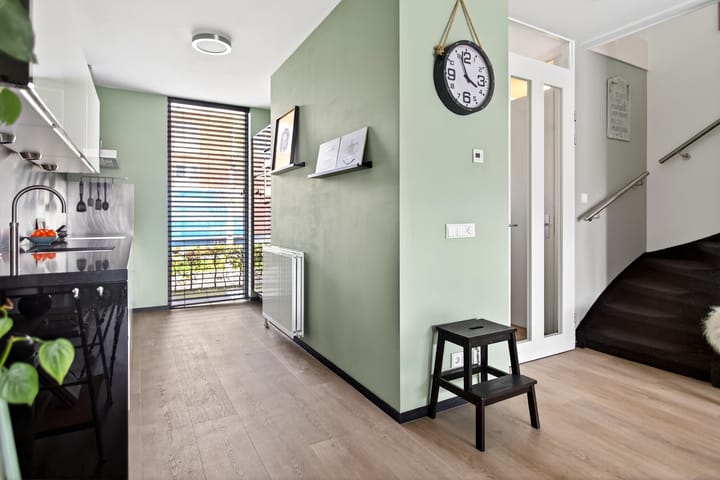 Foto 6 van Vuurvlinder 146