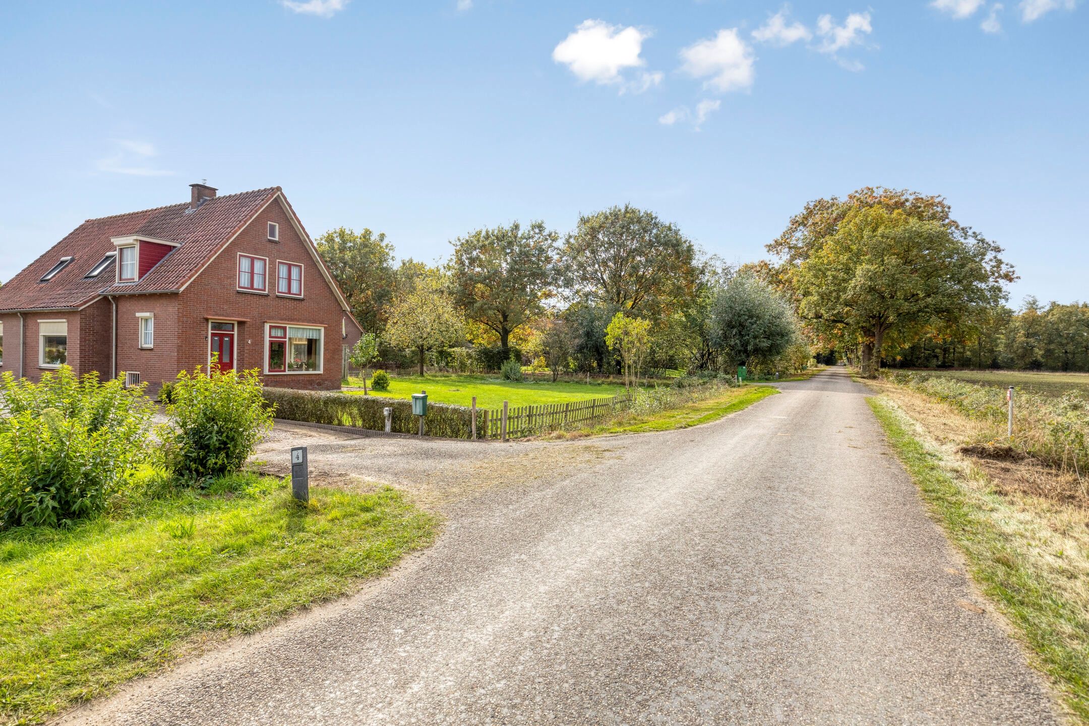 Photo 3 of Roessinkweg 4