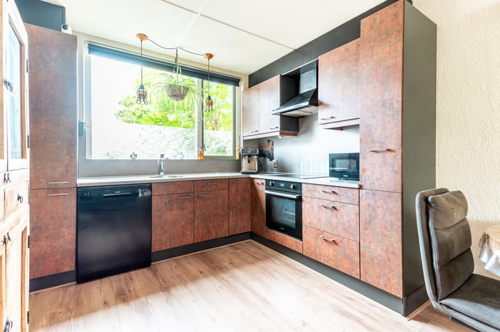 Foto 2 van Oostzeestraat 204