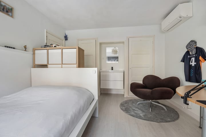 Foto 15 van Beneden Molendijk 5