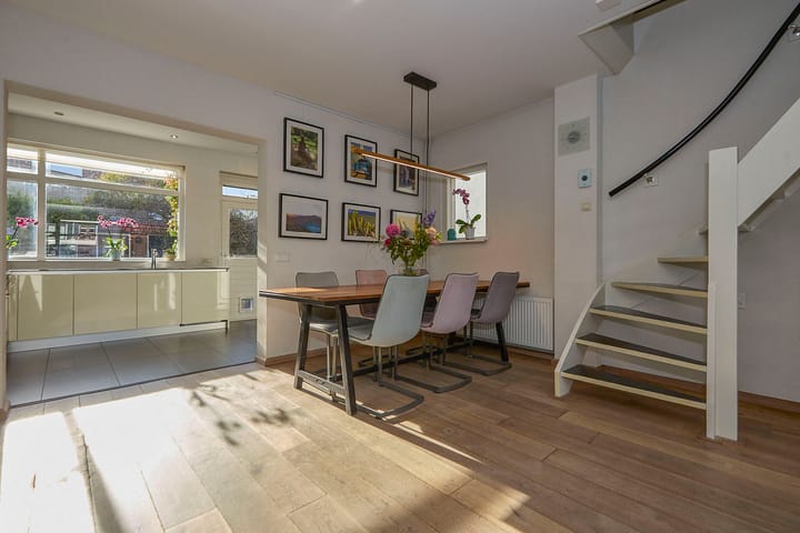 Foto 11 van Julianastraat 3