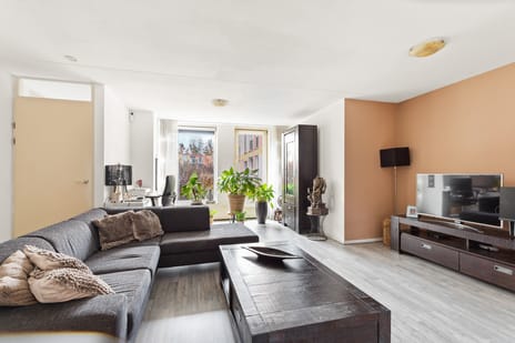 Hennahof 15 secondary image