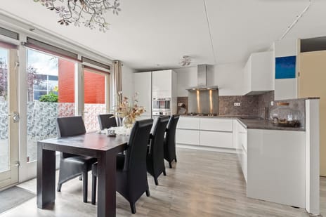 Hennahof 15 tertiary image