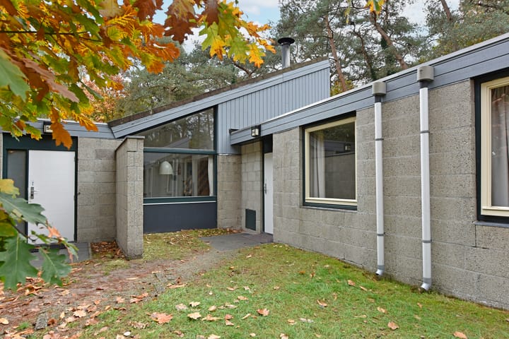 Photo 2 of Vennenbos 542