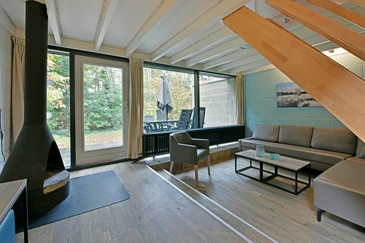 Photo 3 of Vennenbos 542