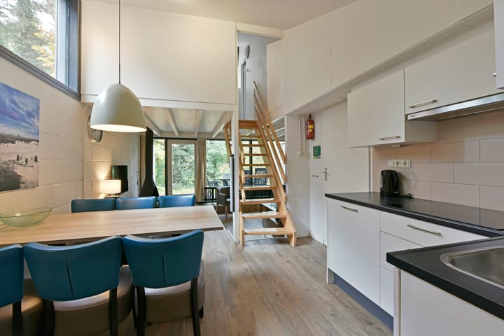 Photo 9 of Vennenbos 542