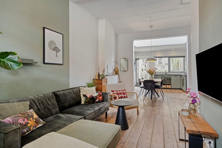 Foto 5 van Floraweg 17