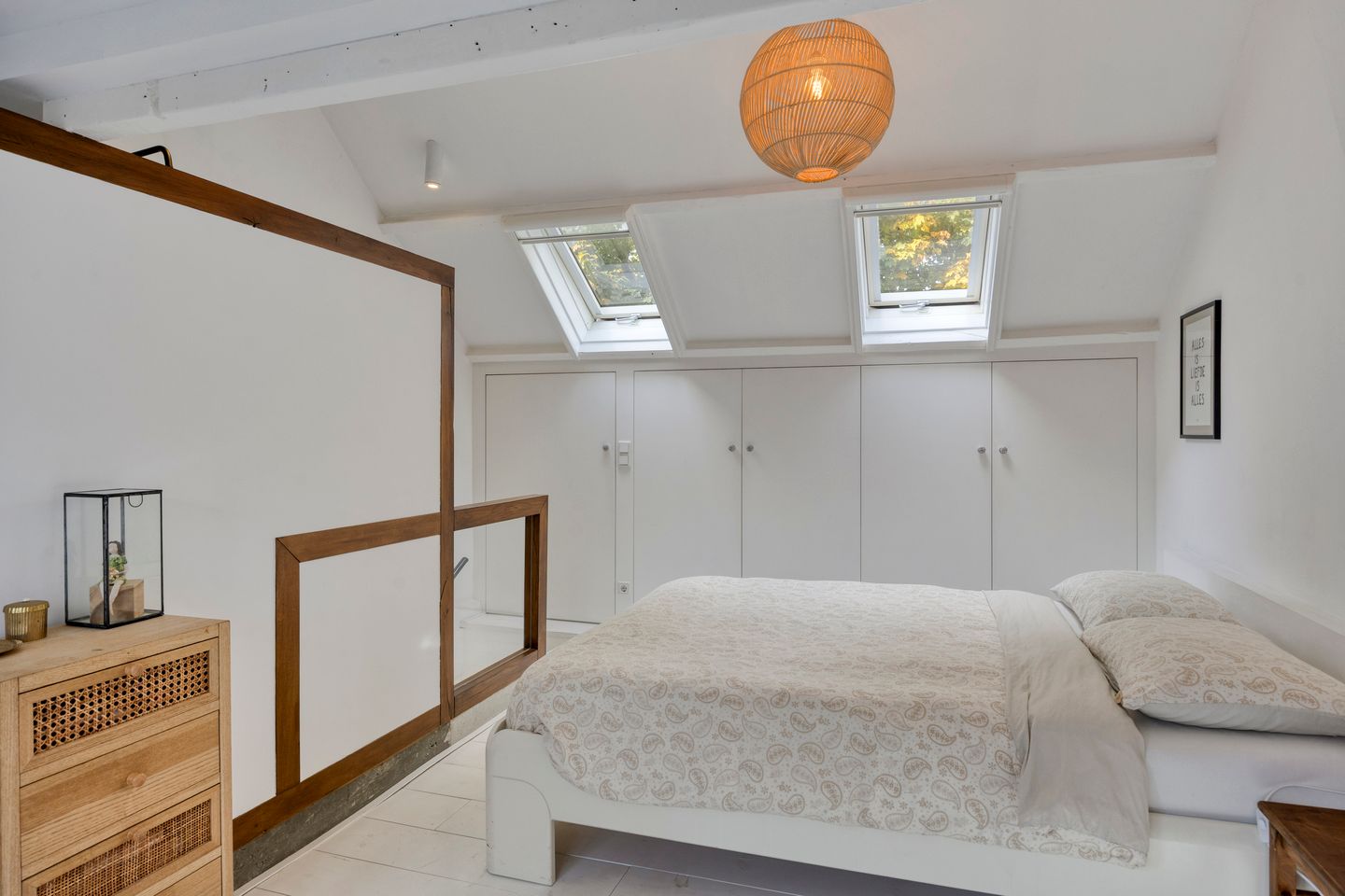 Foto 25 van Floraweg 17