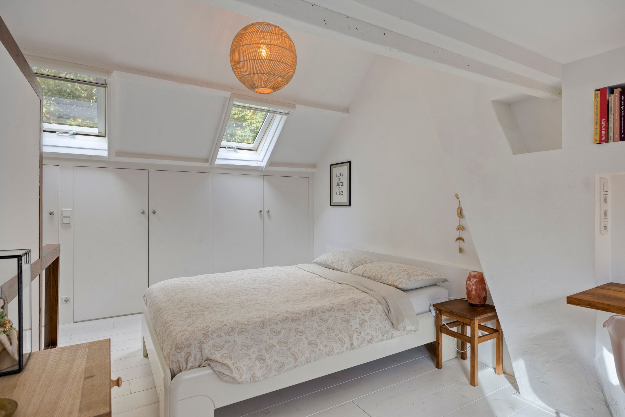 Foto 27 van Floraweg 17