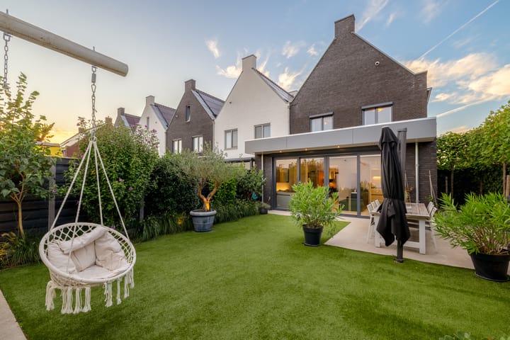 Foto 75 van Haagwinde 14