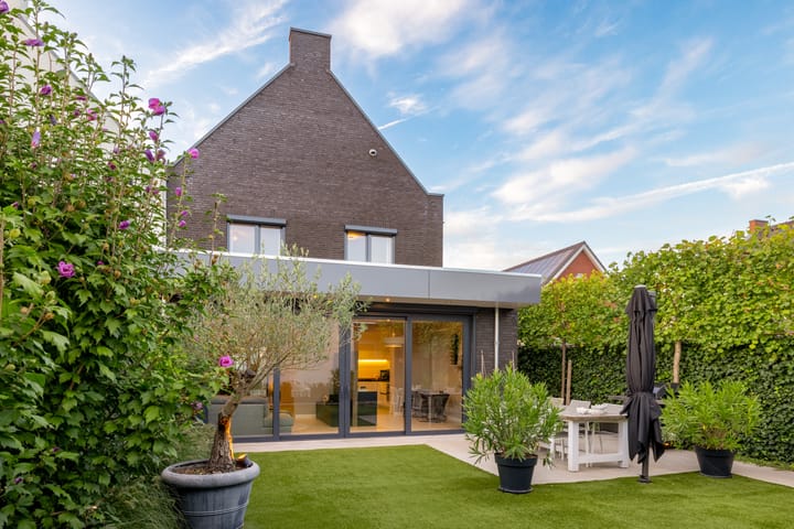 Foto 76 van Haagwinde 14