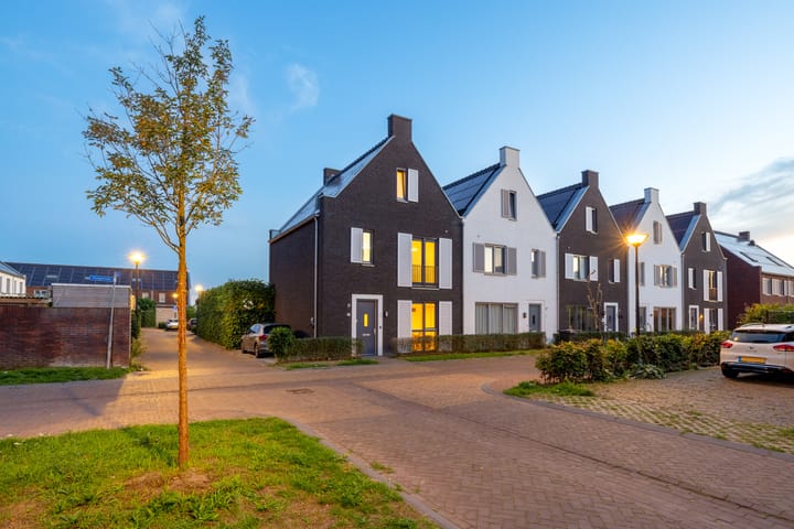 Foto 82 van Haagwinde 14