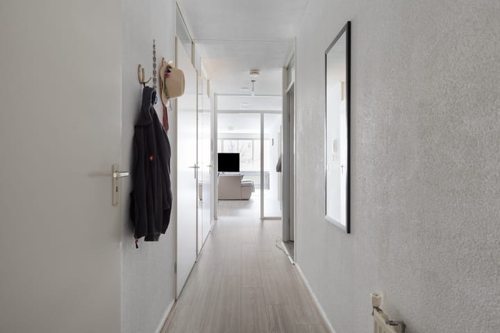 Photo 7 of Osdorper Ban 90-A8