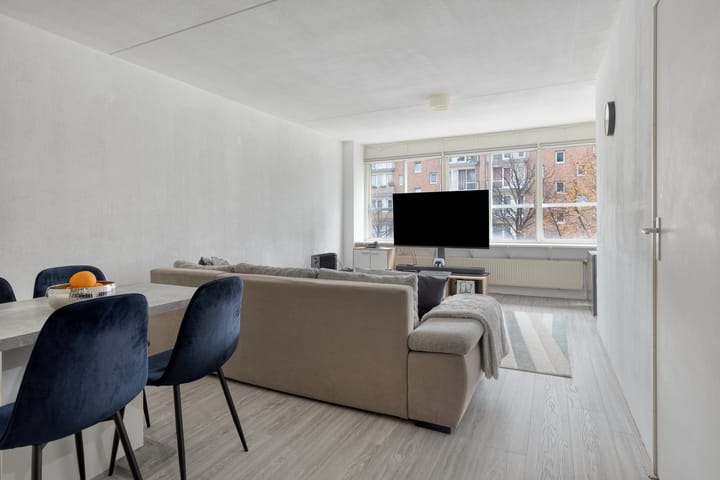 Photo 10 of Osdorper Ban 90-A8