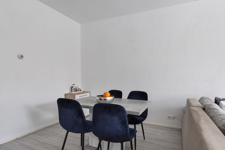 Photo 14 of Osdorper Ban 90-A8