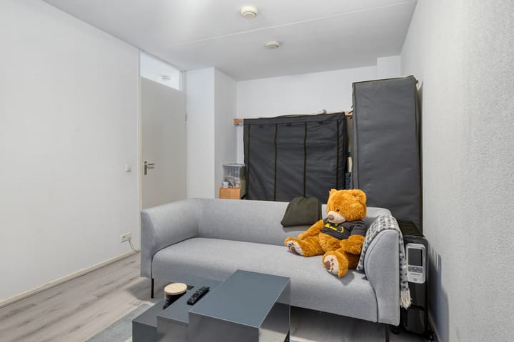 Photo 17 of Osdorper Ban 90-A8