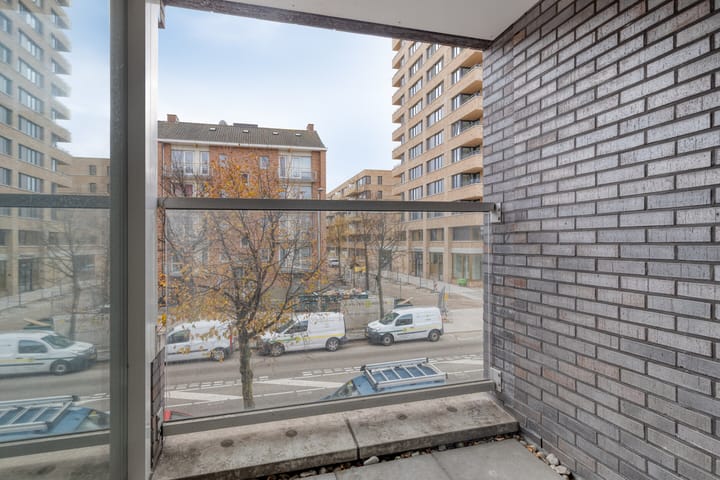 Photo 24 of Osdorper Ban 90-A8