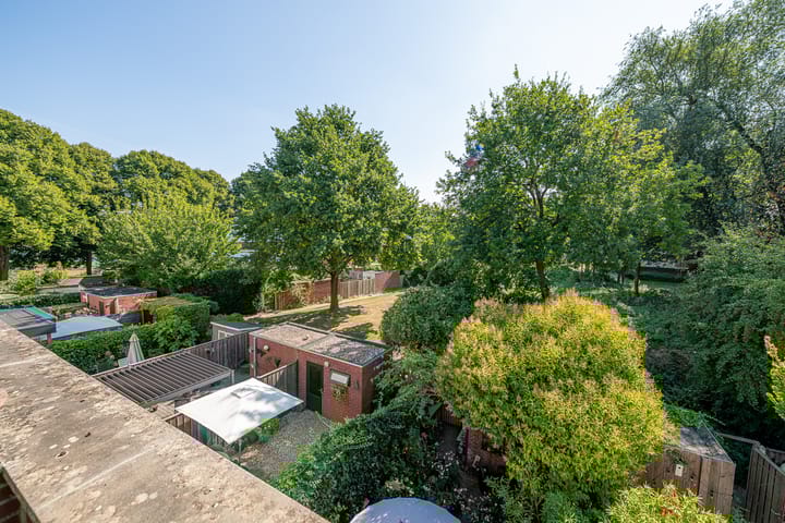 Photo 41 of Jachthoornstraat 67