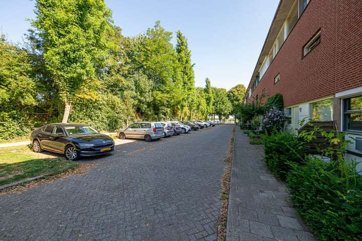 Photo 44 of Jachthoornstraat 67