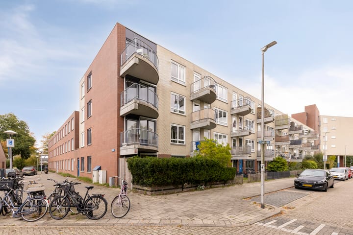 Foto 2 van Gazellestraat 126