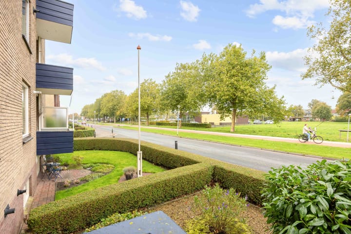 Photo 17 of Jachtlaan 18