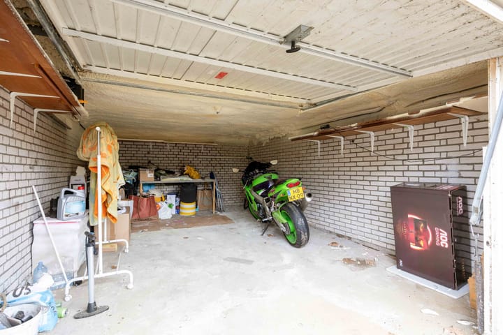 Photo 27 of Jachtlaan 18