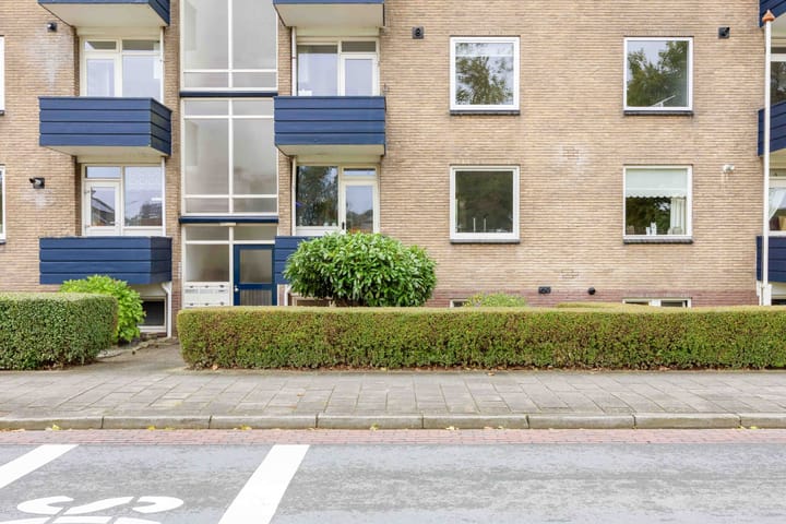 Photo 22 of Jachtlaan 18