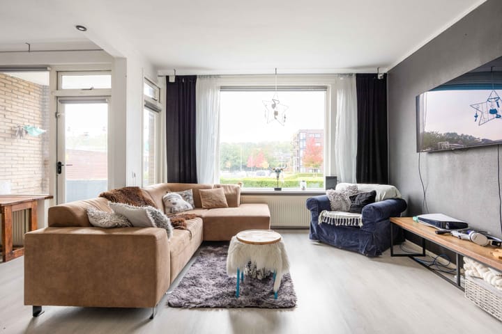 Photo 3 of Jachtlaan 18