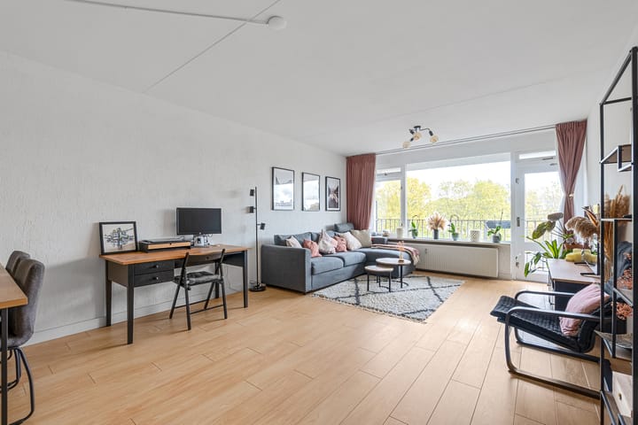 Photo 14 of Witte de Withlaan 22