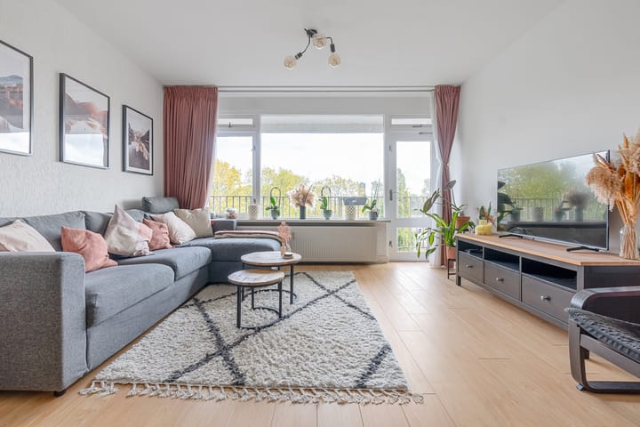 Photo 15 of Witte de Withlaan 22