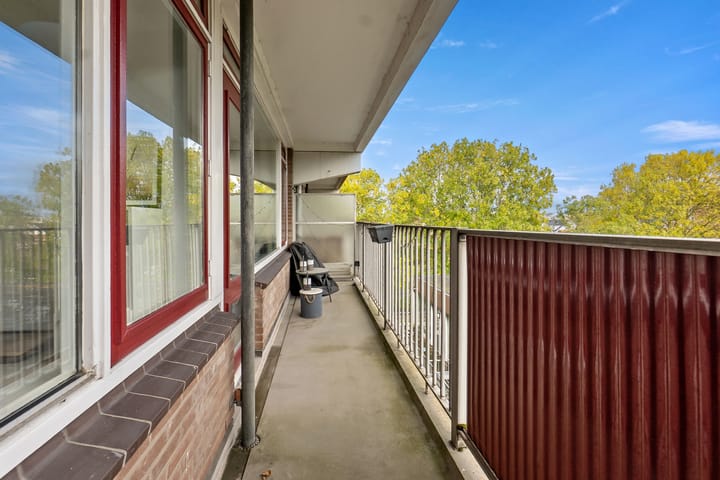 Photo 19 of Witte de Withlaan 22