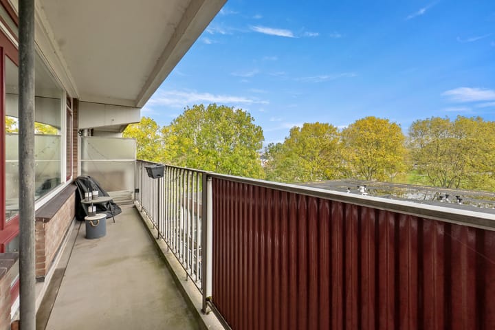 Photo 18 of Witte de Withlaan 22