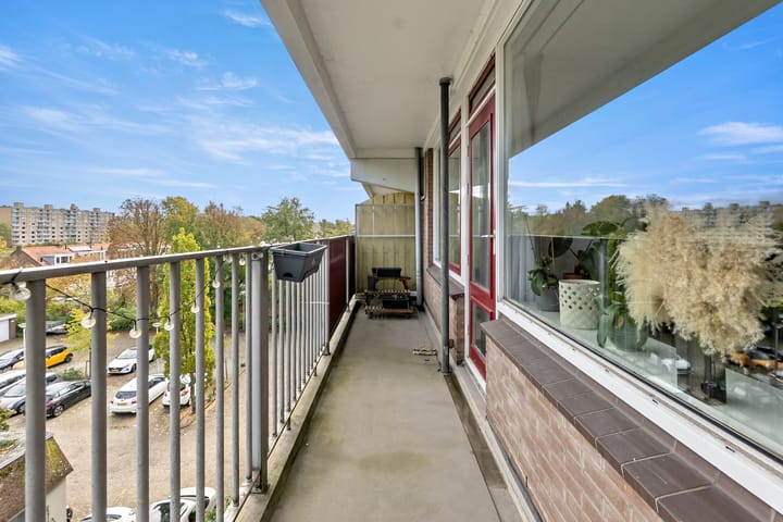 Photo 20 of Witte de Withlaan 22