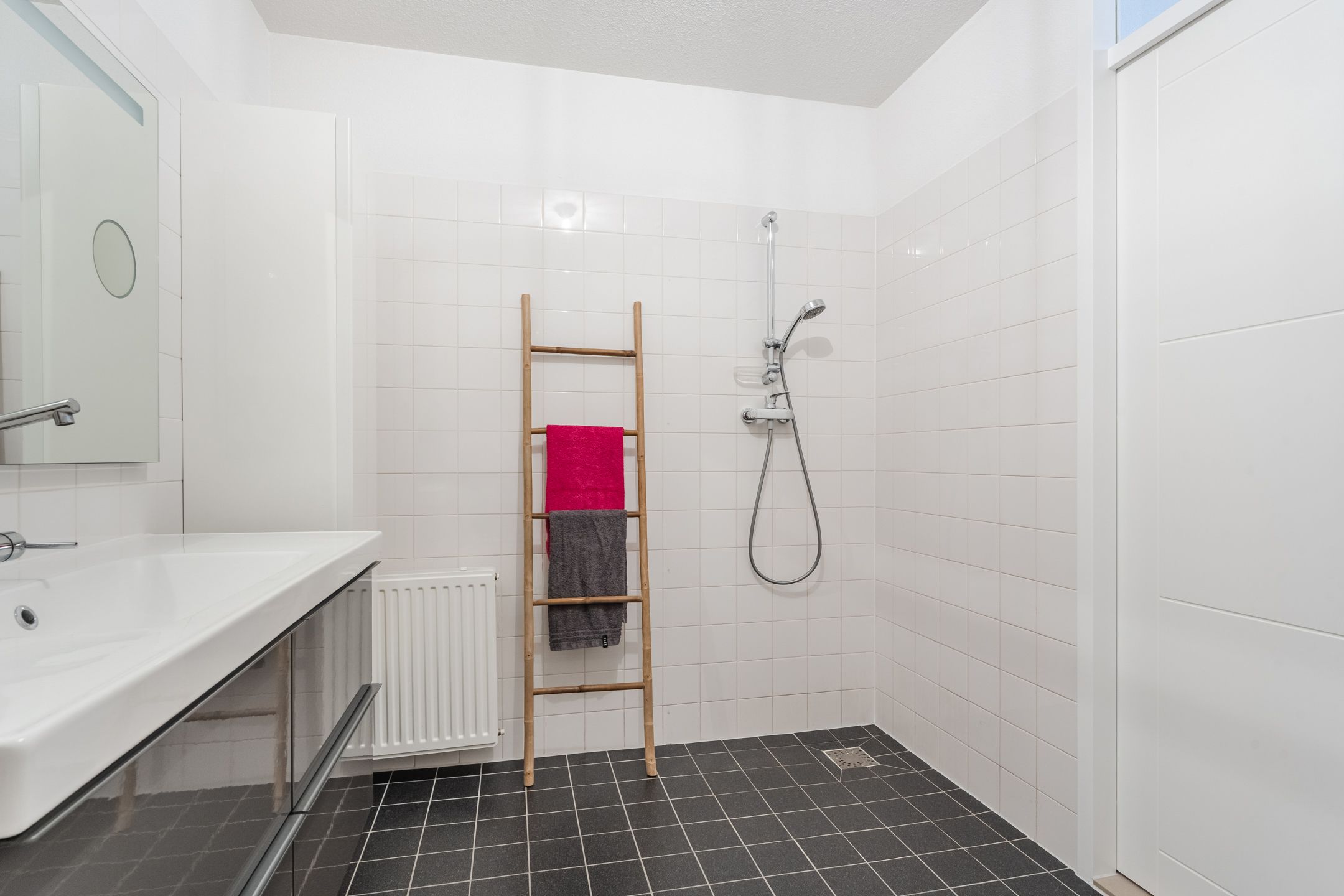 Photo 18 of Pieter Doelmanstraat 13-E